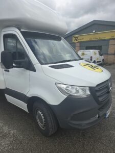 YR69MOV- Ford – Transit Custom Tourneo