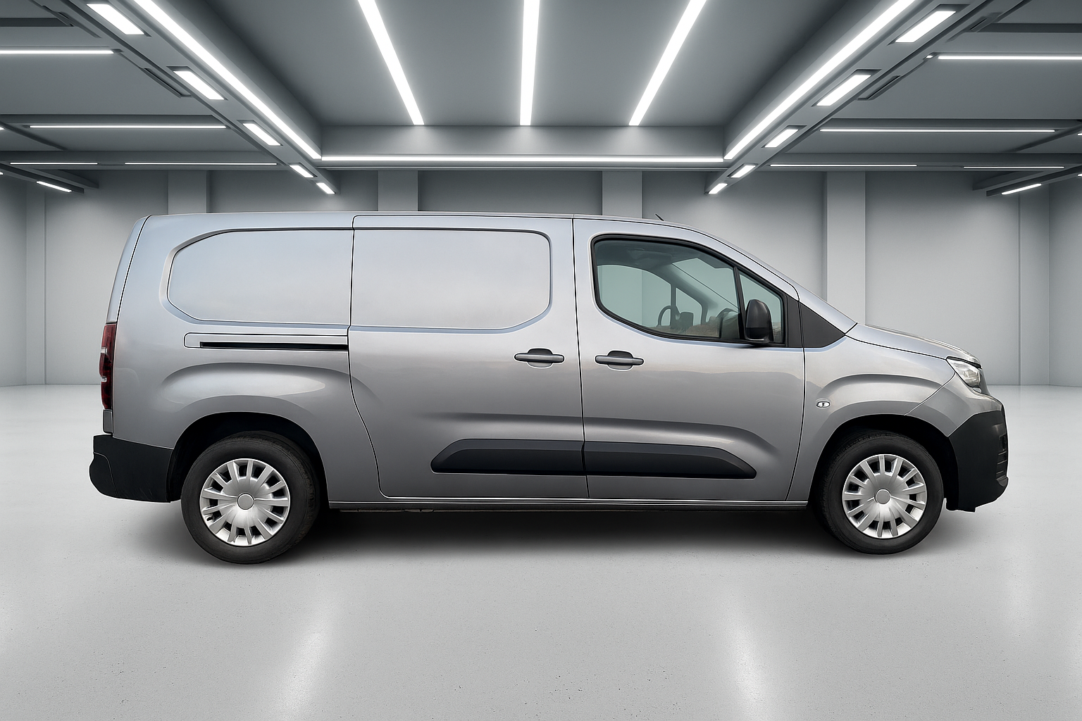 Vauxhall Combo L2H1 2300 Prime (LUZ)